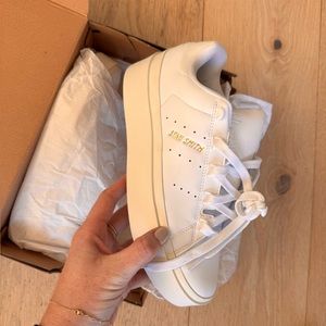 Adidas Stan Smith Bonega NWT NIB size W7 white/cream